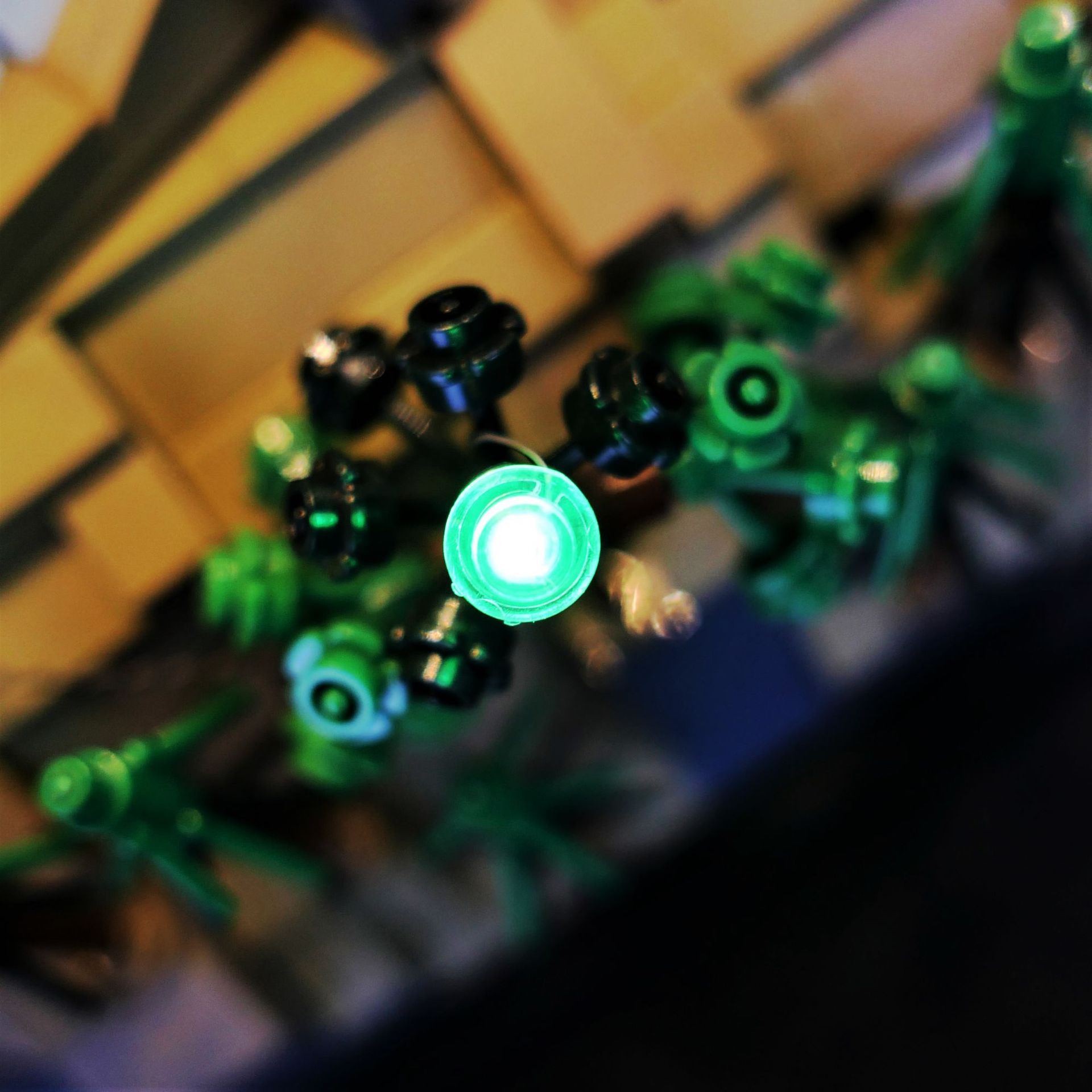 مجموعة إضاءة LED لـ LEGO Neusc - مراجعة Lego Set Technic وسعره